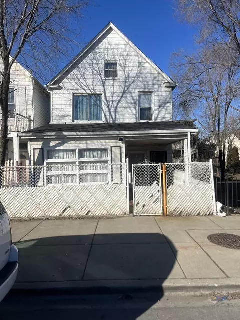 9620 S Ewing Ave, Chicago, IL 60617
