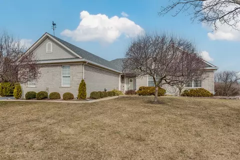 1571 Foster Cir, Algonquin, IL 60102
