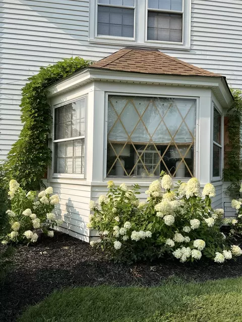 Exterior - 304 E Main St, Cary, IL 60013 photo 5 of 11