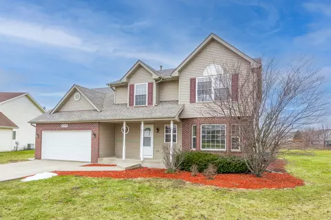 Exterior - 25210 S Plainview Dr, Channahon, IL 60410 photo 2 of 5