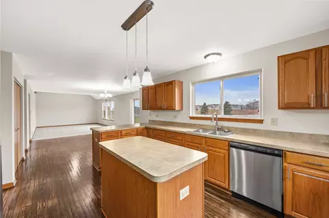Kitchen - 25210 S Plainview Dr, Channahon, IL 60410 photo 3 of 5