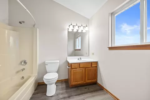 Bath - 25210 S Plainview Dr, Channahon, IL 60410 photo 3 of 3