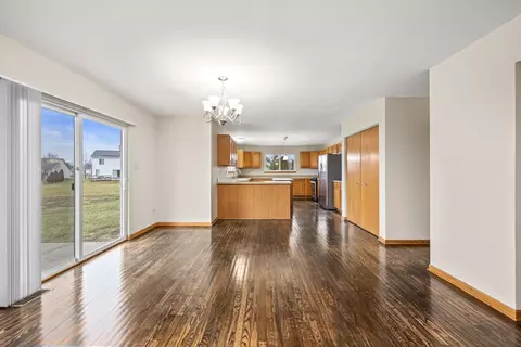 Kitchen - 25210 S Plainview Dr, Channahon, IL 60410 photo 5 of 5