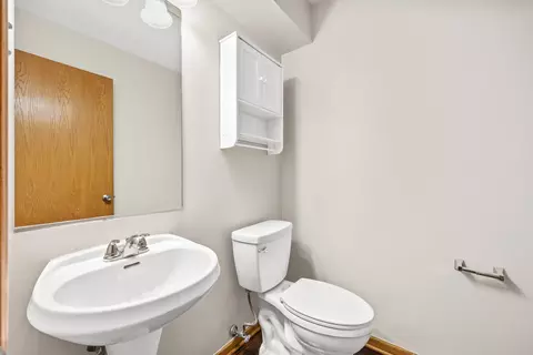 Bath - 25210 S Plainview Dr, Channahon, IL 60410 photo 1 of 3