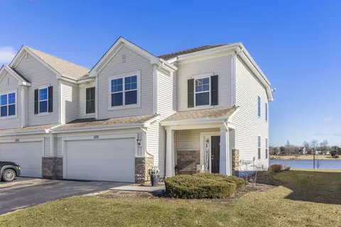 1371 Lighthouse Ln, Pingree Grove, IL 60140