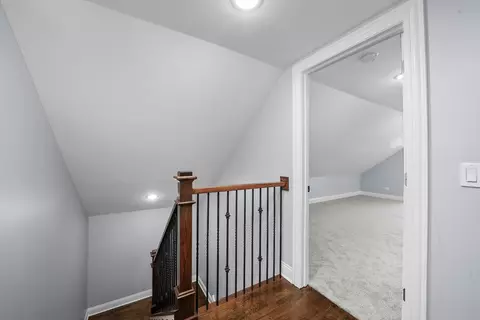 Entry Way - 6918 S Artesian Ave, Chicago, IL 60629 photo 1 of 1