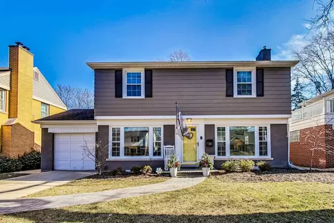 725 S Dunton Ave, Arlington Heights, IL 60005