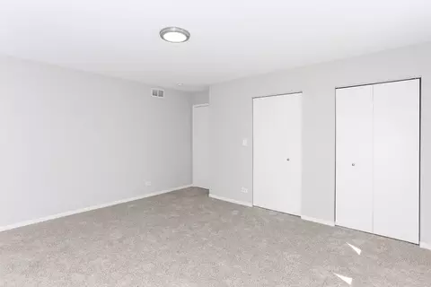 Bedroom - 14930 Albany Ave, Markham, IL 60428 photo 1 of 5