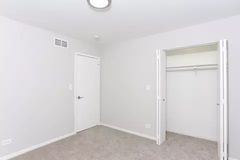 Bedroom - 14930 Albany Ave, Markham, IL 60428 photo 2 of 5