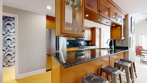 Kitchen - 804 S Morgan St, Chicago, IL 60607 photo 2 of 3