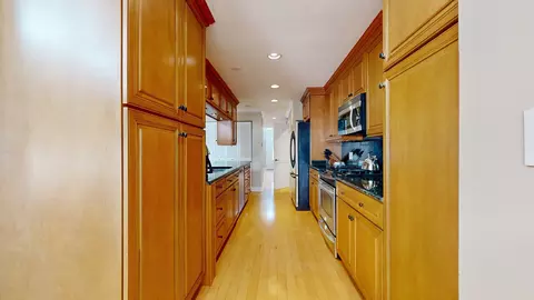 Kitchen - 804 S Morgan St, Chicago, IL 60607 photo 3 of 3