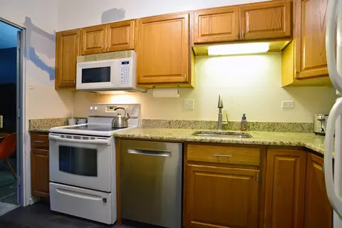 Kitchen - 175 E Delaware Pl #5718, Chicago, IL 60611 photo 1 of 2