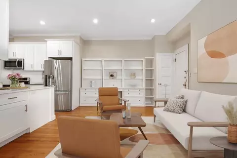 Living - 20 E Goethe St #403, Chicago, IL 60610 photo 3 of 3