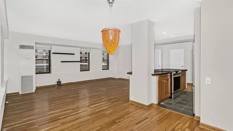 Kitchen - 40 E 9th St #602, Chicago, IL 60605 photo 4 of 4
