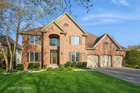 2364 Hill Ln, Batavia, IL 60510