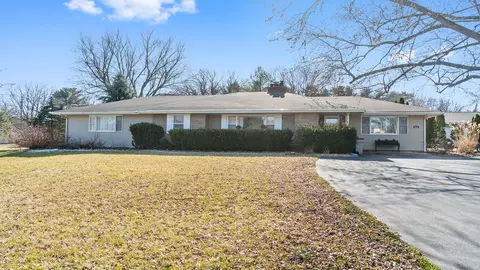 271 W Margaret Fuller Rd, Oregon, IL 61061