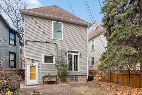 1609 W Cullom Ave, Chicago, IL 60613 photo 36
