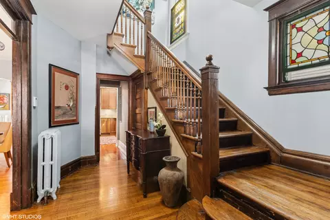1609 W Cullom Ave, Chicago, IL 60613 photo 6