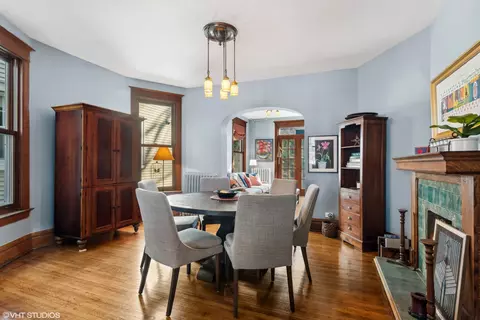 1609 W Cullom Ave, Chicago, IL 60613 photo 11