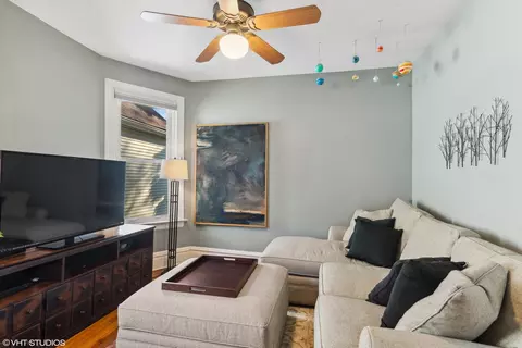 1609 W Cullom Ave, Chicago, IL 60613 photo 22