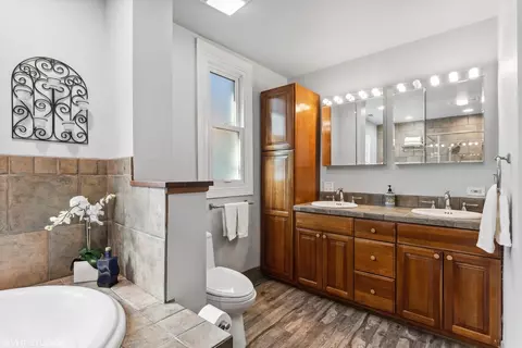 1609 W Cullom Ave, Chicago, IL 60613 photo 26