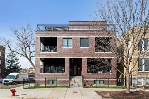 900 N Hoyne Ave #2N, Chicago, IL 60622