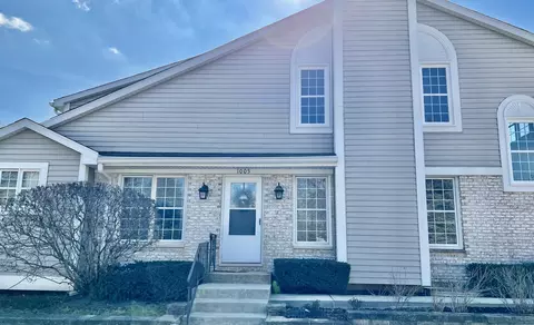 1005 N Cove Dr #0, Palatine, IL 60067