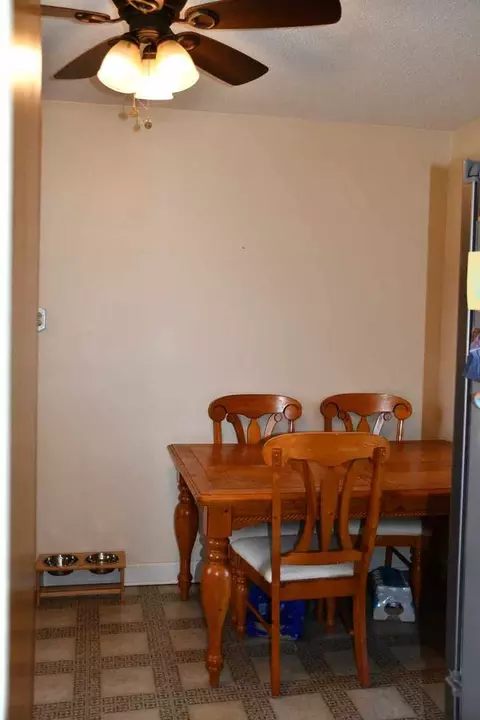 Dining - 7301 W 71st St, Bridgeview, IL 60455 photo 1 of 1
