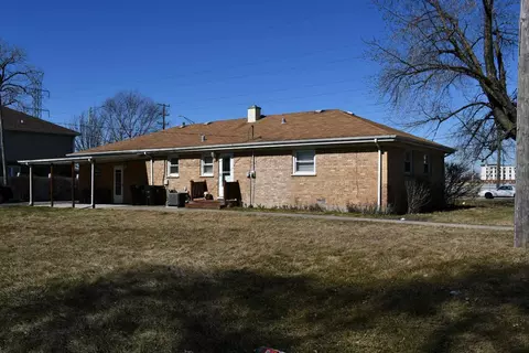 Exterior - 7301 W 71st St, Bridgeview, IL 60455 photo 2 of 6