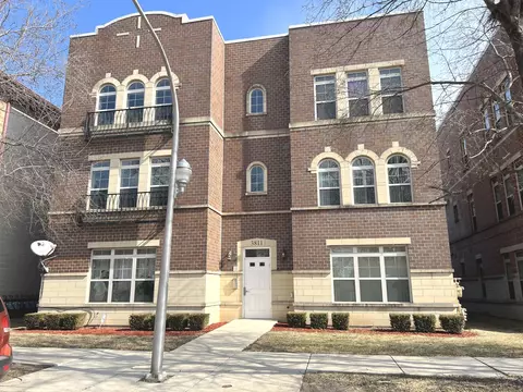 3811 S Langley Ave #202, Chicago, IL 60653