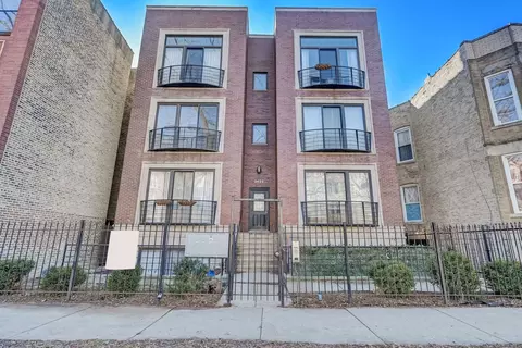 2623 W Evergreen Ave #2E, Chicago, IL 60622
