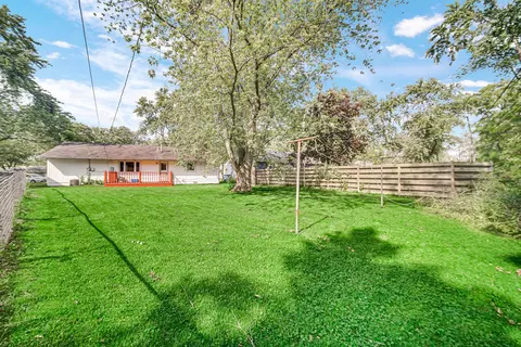 Exterior - 210 Barbara Ln, Steger, IL 60475 photo 7 of 8