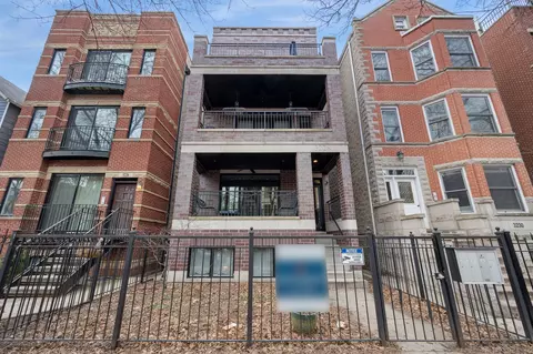 3228 N Seminary Ave #2, Chicago, IL 60657