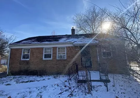 1079 Tuttle St, Decatur, IL 62522