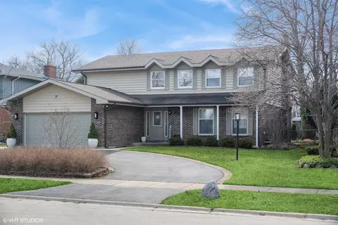 3515 Keenan Ln, Glenview, IL 60026