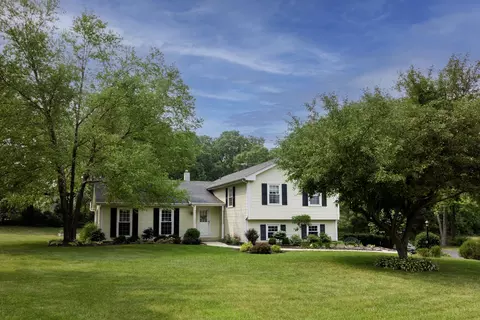 9 N632 Koshare Trl, Elgin, IL 60124