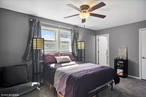 Bedroom - 2604 Dove St, Rolling Meadows, IL 60008 photo 2 of 2