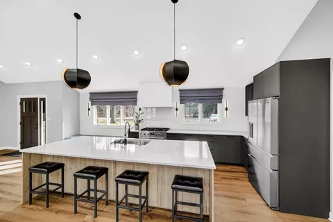 Kitchen - 6540 Western Ave, Willowbrook, IL 60527 photo 4 of 6