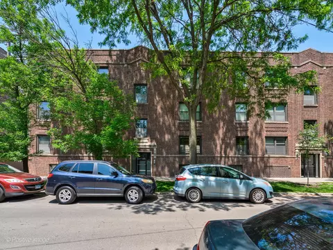 2608 W Leland Ave #1, Chicago, IL 60625