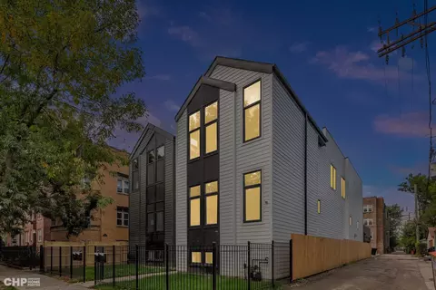 2140 N Sawyer Ave #1, Chicago, IL 60647