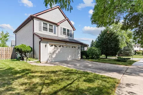 Exterior - 4575 Mumford Dr, Hoffman Estates, IL 60192 photo 12 of 14