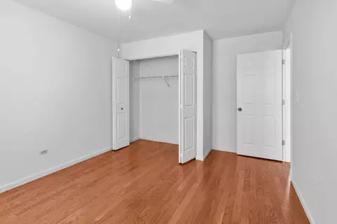 Bedroom - 4575 Mumford Dr, Hoffman Estates, IL 60192 photo 1 of 2