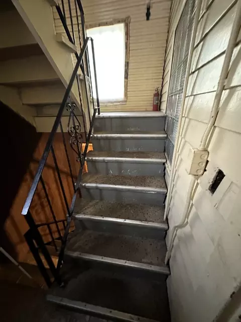 44 E 102nd St, Chicago, IL 60628 photo 8