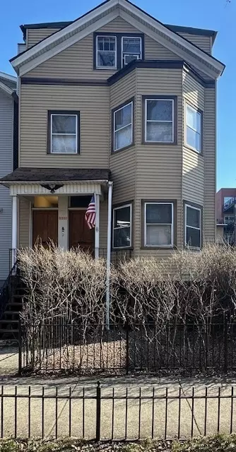 2711 N Dayton St, Chicago, IL 60614