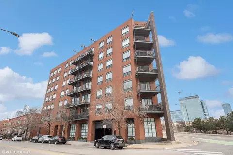859 W Erie St #508, Chicago, IL 60642