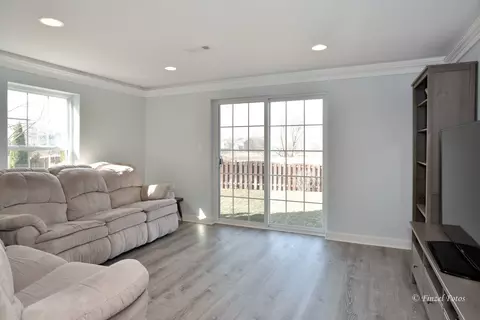 Living - 28038 W Canyon Ct, Lakemoor, IL 60051 photo 4 of 4