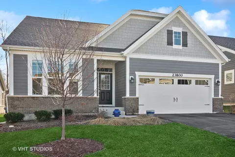 23800 Muirfield Dr, Kildeer, IL 60047