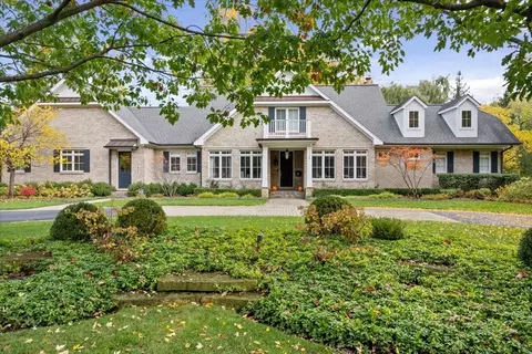 805 Sumac Ln, Winnetka, IL 60093