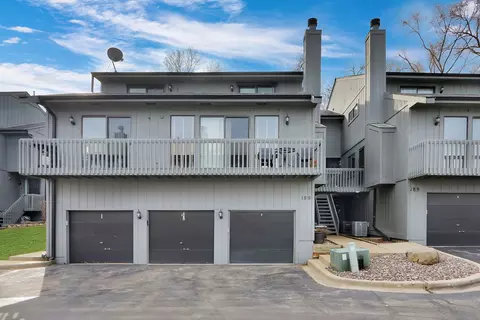 189 Howard Ct #2, Fox Lake, IL 60020