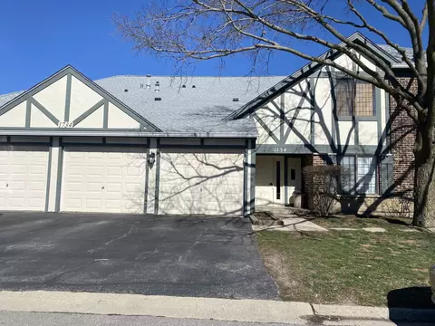 1734 N Emerald Bay #2, Palatine, IL 60074